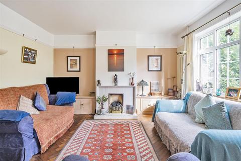 4 bedroom semi-detached house for sale, Outwood Lane, Kingswood