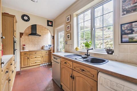 4 bedroom semi-detached house for sale, Outwood Lane, Kingswood