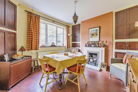 4 bedroom semi-detached house for sale, Outwood Lane, Kingswood