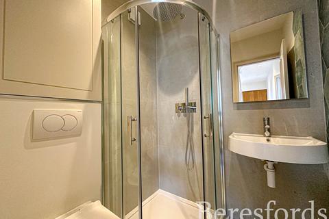 53 Hillcrest Road, Hornchurch, RM11 1EF