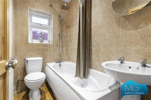 18 Brownlow Road, London, N3 1NA