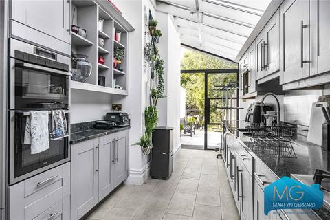 4 bedroom semi-detached house for sale, Grove Avenue, Finchley, London, N3