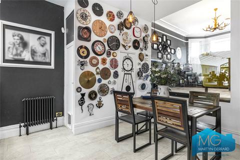 4 bedroom semi-detached house for sale, Grove Avenue, Finchley, London, N3