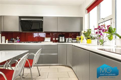 undefined, Beechwood Avenue, London, N3
