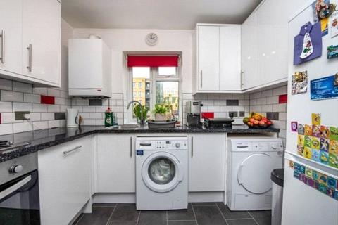 136 Basing Way, London, N3 3BN