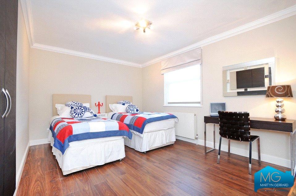 Apartment in London - View 4