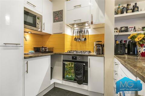 27a Tabley Road, London, N7 0NA