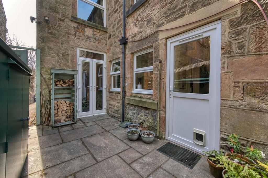 Rear Garden - patio.jpg