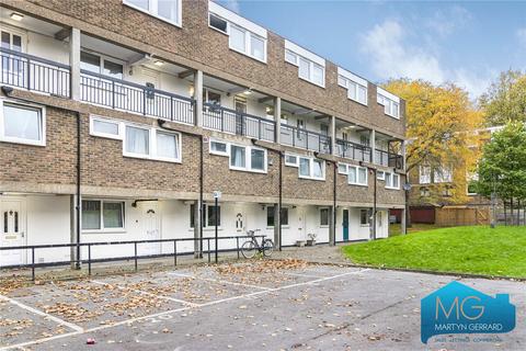 62 Spring Gardens, London, N5 2DT