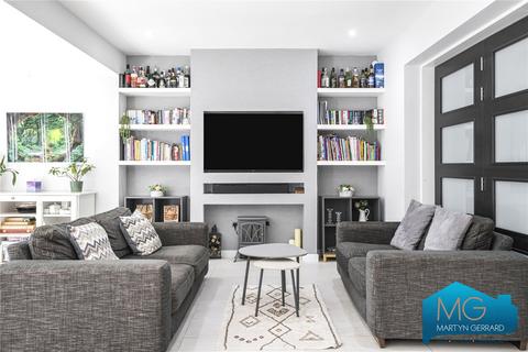 25 Thornfield Avenue, London, NW7 1LT