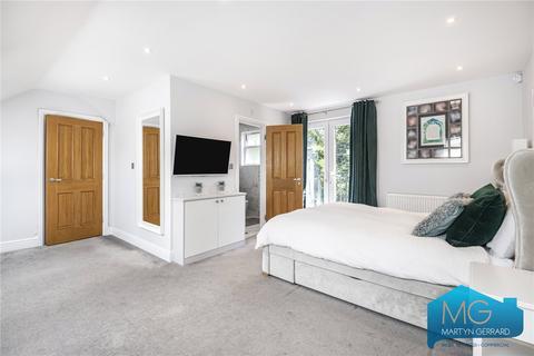 25 Thornfield Avenue, London, NW7 1LT