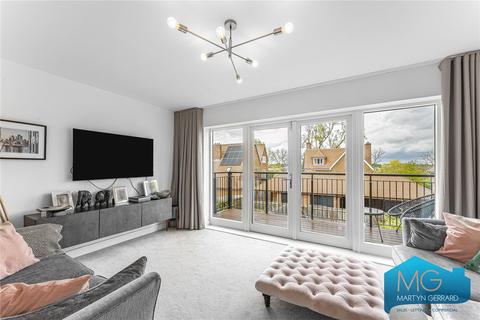 4 bedroom semi-detached house for sale, Guardhouse Way, London, NW7