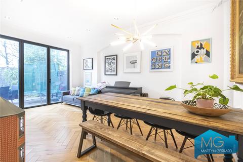 4 bedroom terraced house for sale, Muswell Avenue, London, N10