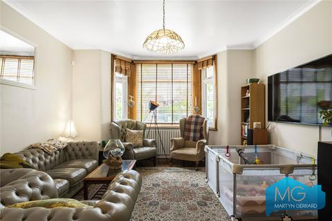 undefined, Kelvin Avenue, London, N13