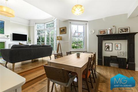 8 Leaside Avenue, London, N10 3BU