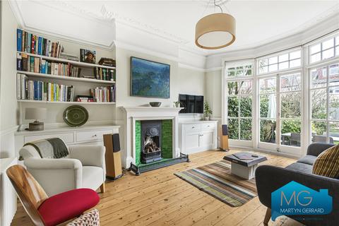 8 Leaside Avenue, London, N10 3BU