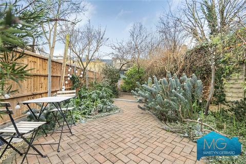 33 Thorold Road, London, N22 8YE