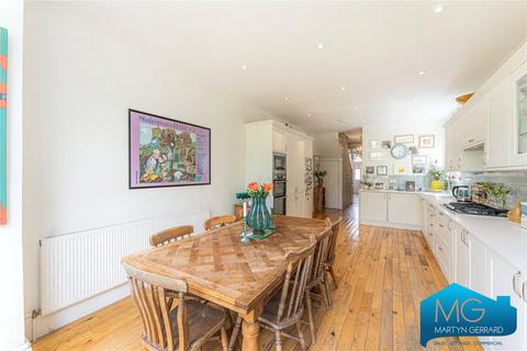36 Hardwicke Road, London, N13 4SG