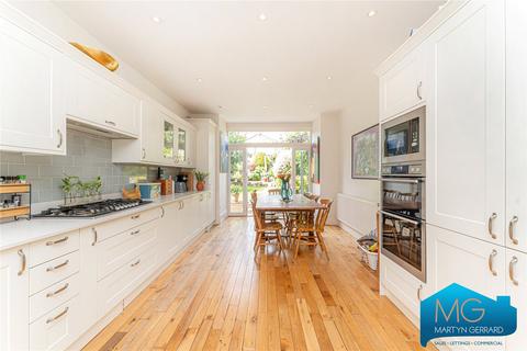 36 Hardwicke Road, London, N13 4SG