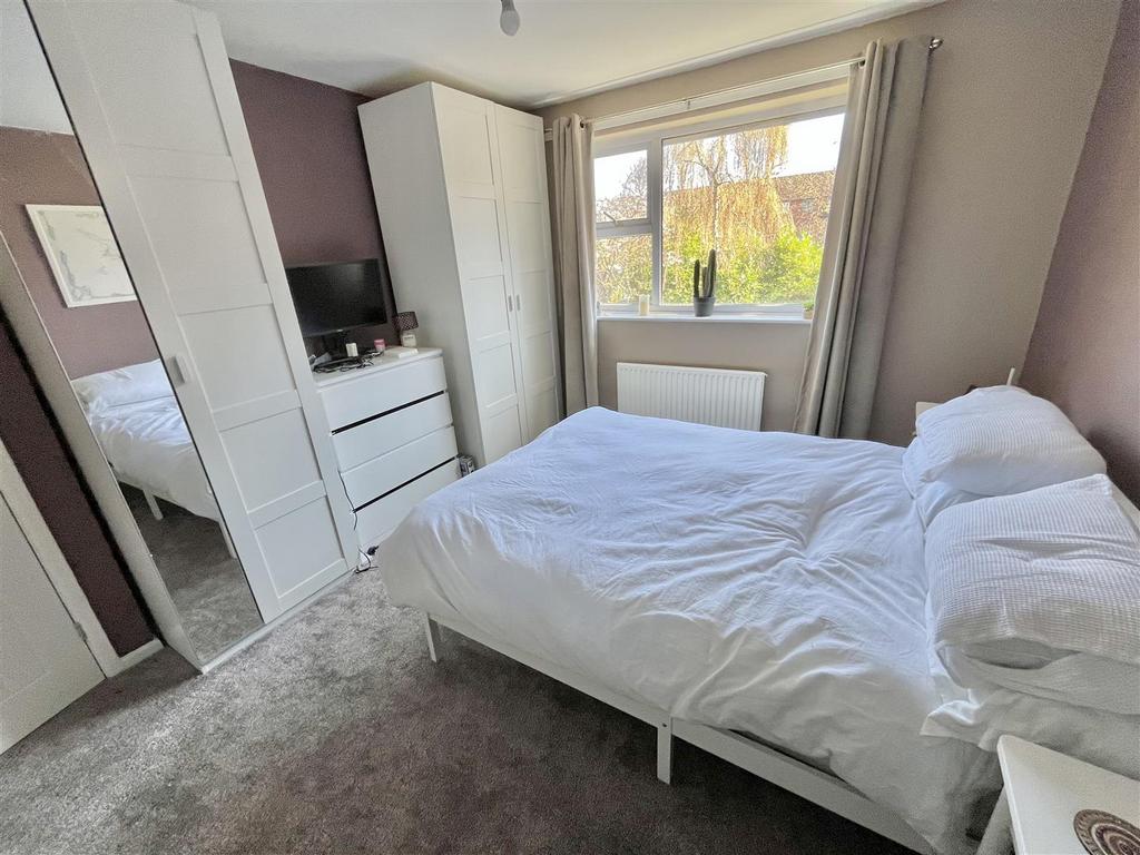 Bedroom 1 Aspect 2
