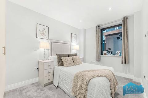 2 bedroom apartment for sale, Brownlow Road, London, N11