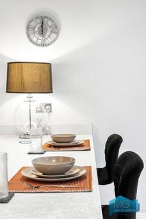 2 bedroom apartment for sale, Brownlow Road, London, N11