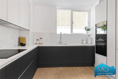 1 bedroom apartment for sale, Chase Road, London, N14