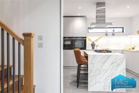 4 bedroom semi-detached house for sale, Greenoak Close, London, N20