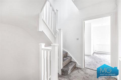 4 bedroom end of terrace house for sale, Chase Road, London, N14