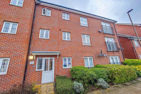 2 bedroom flat to rent, Battery Road, West Thamesmead, SE28