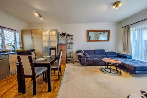 2 bedroom flat to rent, Battery Road, West Thamesmead, SE28