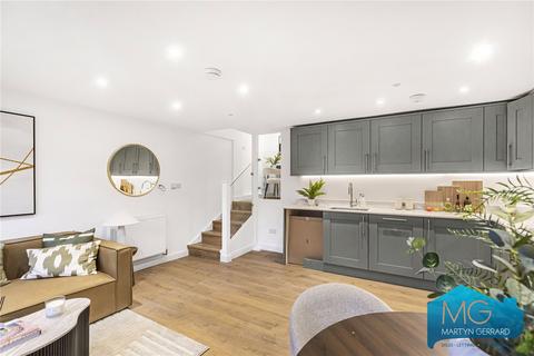 2 bedroom link detached house for sale, Hutton Grove, London, N12