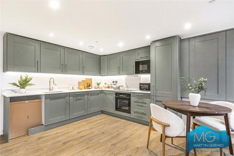 2 bedroom link detached house for sale, Hutton Grove, London, N12