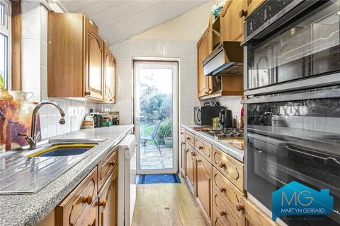 4 bedroom semi-detached house for sale, Fallow Court Avenue, London, N12