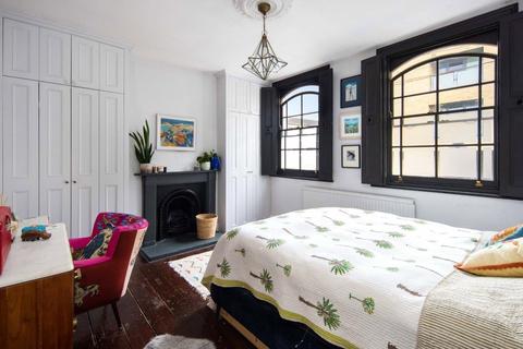 42 Cardigan Road, London, E3 5HT