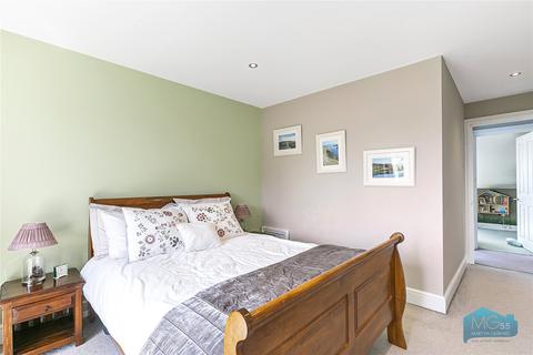 undefined, Torrington Park, North Finchley, London, N12