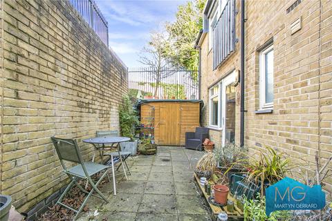 Flat 2, Montbard Court, 2 Elland Close, Barnet, EN5 1NH