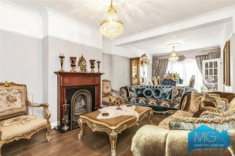8 Ravenscraig Road, London, N11 1AD
