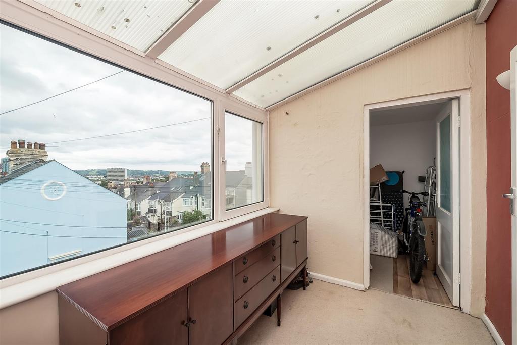 Sun Room 2