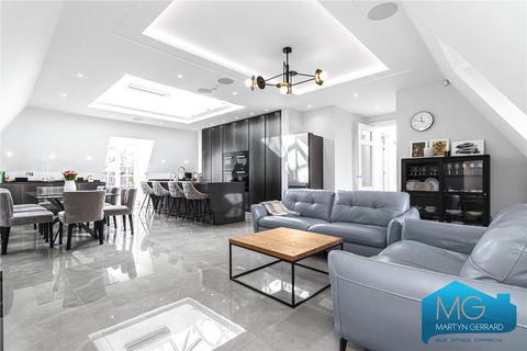 2 bedroom apartment for sale, Lipton Close, London, N14