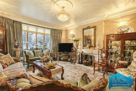 undefined, Chase Side, London, N14