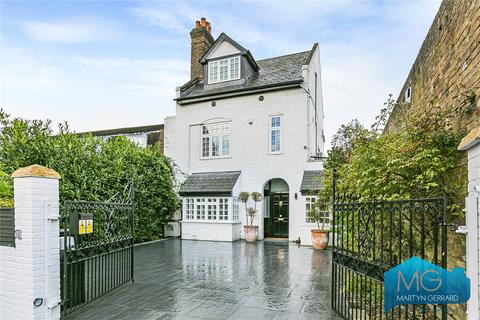 4 bedroom detached house for sale, Houndsden Road, Winchmore Hill, London, N21