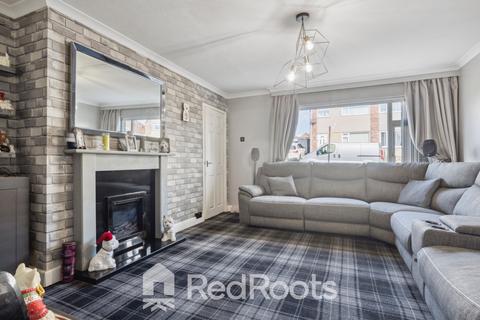 53 Howden Avenue, Skellow, Doncaster, DN6 8LJ
