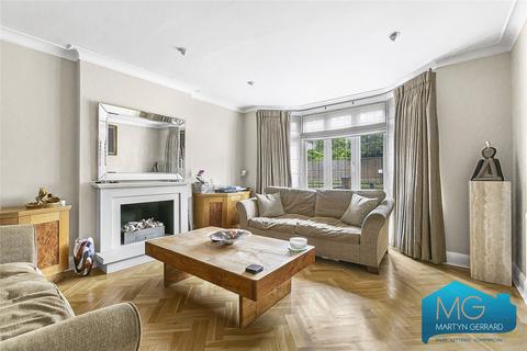 4 bedroom detached house for sale, Wynchgate, London, N14