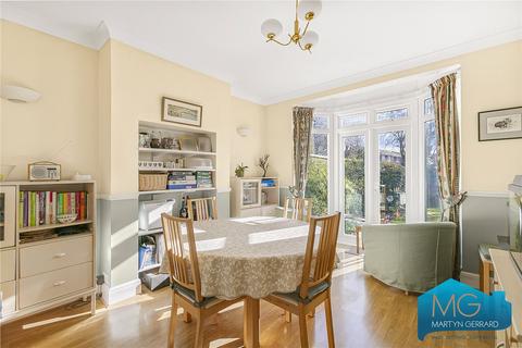 5 bedroom terraced house for sale, Blakesware Gardens, London, N9