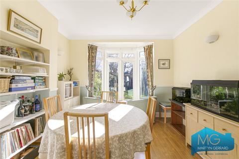 5 bedroom terraced house for sale, Blakesware Gardens, London, N9