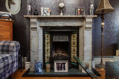 3 bedroom semi-detached house for sale, High View, Wallsend