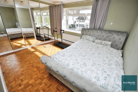 Flat 12, Cranmer Court Wickliffe Avenue, London, N3 3HG