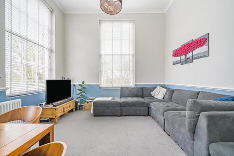 2 bedroom flat for sale, Royal Herbert Pavilions, Gilbert Close, London, SE18