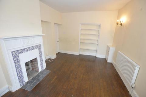 3 bedroom end of terrace house to rent, Bridge Street, Olney, MK46